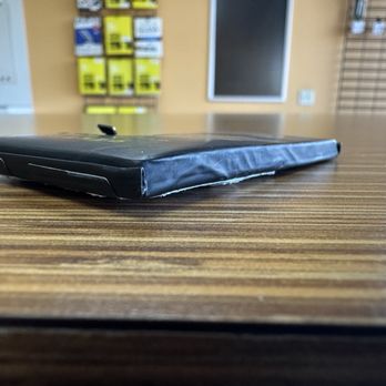 All Cracked Up - All Cracked Up replaced this battery in about 15 minutes. Great service, great price! - Mobile Phone Repair Near Me - Enterprise, Alabama