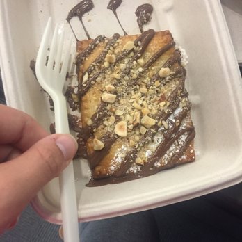 Nutella Cafe - $6 for this apple hand - Desserts Near Me - Chicago, Illinois Nutella Cafe - $6 for this apple hand - Desserts Near Me - Chicago, Illinois