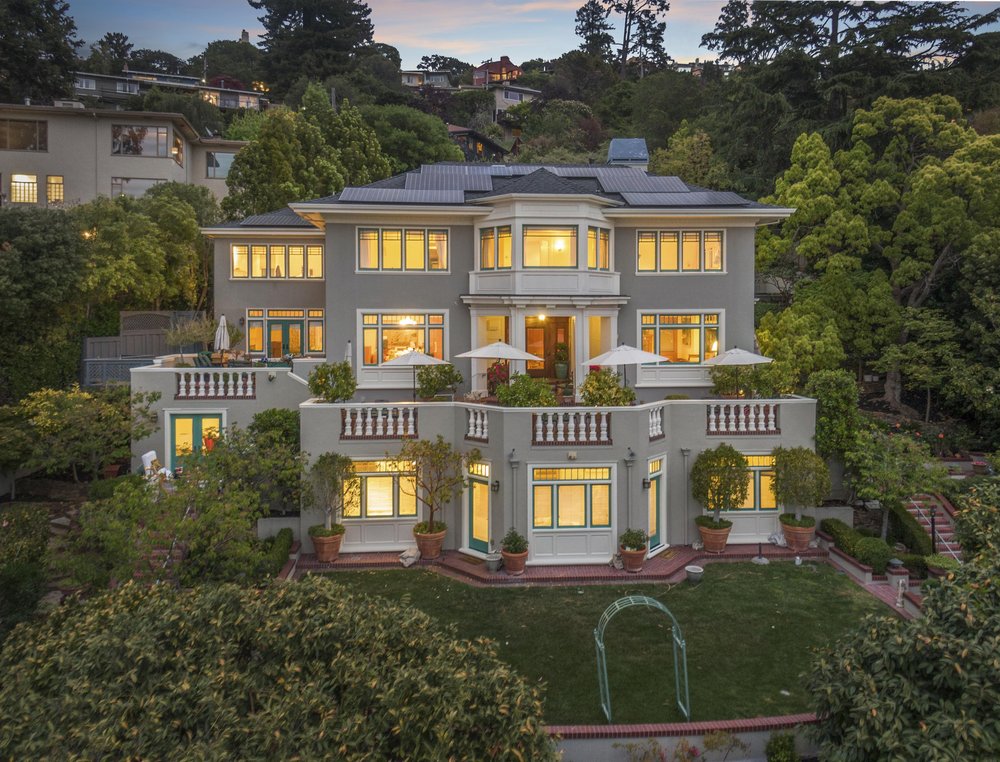 FORD / PLOWRIGHT THE GRUBB CO. Updated October 2024 28 Photos