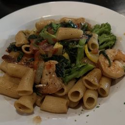 Pasta primavera - I added shrimp Pasta primavera - I added shrimp