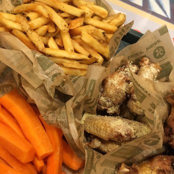 Wingstop - Chicken Wings Near Me - Mililani, Hawaii