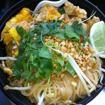 Thai Curry Simple - Chicken pad thai - Thai Near Me - Seattle, Washington Thai Curry Simple - Chicken pad thai - Thai Near Me - Seattle, Washington