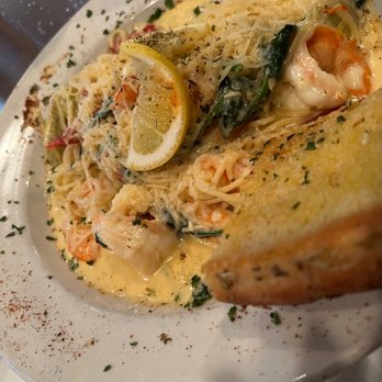 Adams Bistro - Low country pasta - Italian Near Me - Greenville, South Carolina Adams Bistro - Low country pasta - Italian Near Me - Greenville, South Carolina