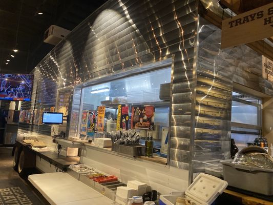 Belching Beaver Brewery Pub 980 by null