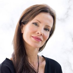 Karli Kershaw - Professional Love & Relationship Coach - Karli Kershaw
