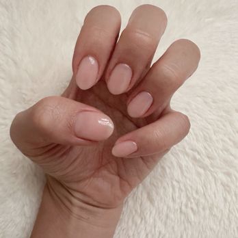 Nail Club 20 - Natural light pink gel nails by Yoyo - Nail Salons Near Me - San Gabriel, California