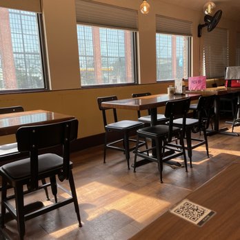 Pho O Sha - tables and chairs in a restaurant - Thai Near Me - Watertown, Massachusetts