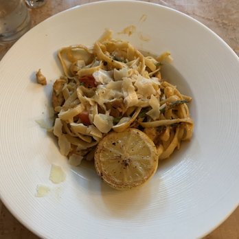 Tracey's - Siracha pasta (I forgot the full name)- super spicy!!! And I like heat! - New American Near Me - Munising, Michigan