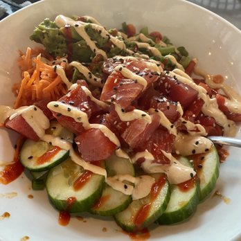Flight Deck Bar & Grill - Poke Bowl - New American Near Me - Rochelle, Illinois