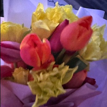 Vancouver Blooms - The saddest Valentine's Day gift. - Florists Near Me - Surrey, British Columbia