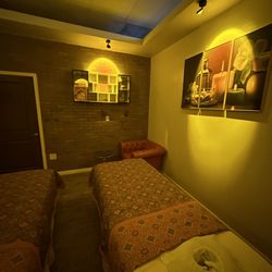 Massage & Sakura Foot Reflexology 2 + Bodywork