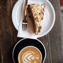flat white and carrot cake - lovely!