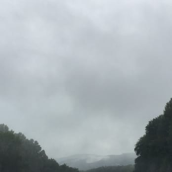 American Patriot Getaways - The view driving into pigeon forge - Vacation Rentals Near Me - Pigeon Forge, Tennessee