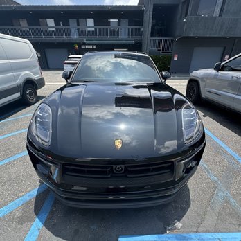 Alex Window Tint - Porsche Macan - Home Window Tinting Near Me - Culver City, California Alex Window Tint - Porsche Macan - Home Window Tinting Near Me - Culver City, California