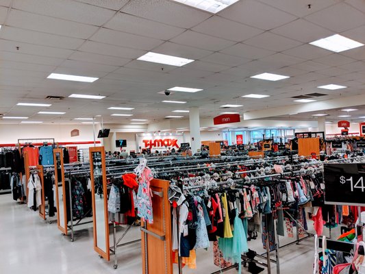 TJ MAXX - Updated May 2025 - 39 Photos & 31 Reviews - 18329 Village