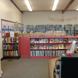 Lemoore Library - What we see right as you walk in. I think it's a children's nook!