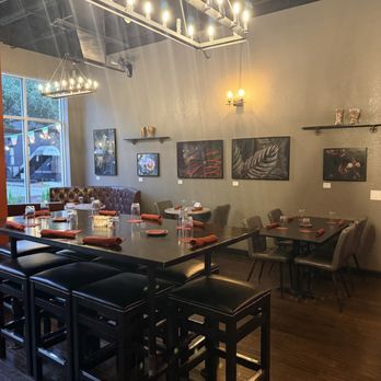 VINIA Wine & Kitchen - Wine Bars Near Me - Winter Park, Florida VINIA Wine & Kitchen - Wine Bars Near Me - Winter Park, Florida
