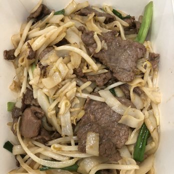 Early Bird Cafe - Beef chow fun - Dim Sum Near Me - Kirkland, Washington