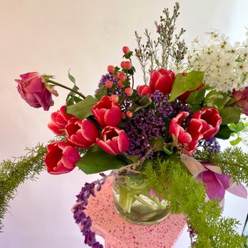 Purely Floral - Florists Near Me - Manhattan Beach , California Purely Floral - Florists Near Me - Manhattan Beach , California
