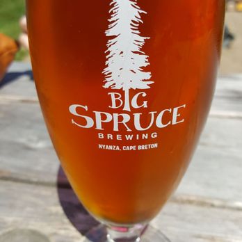 Big Spruce Brewing - Amber ale - Breweries Near Me - Baddeck, Nova Scotia