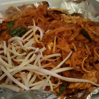 Thai Noodle Restaurant - Padthai - Thai Near Me - Euless, Texas
