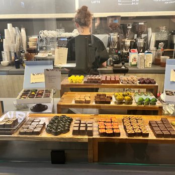 Good Ambler - Bon bon selection - Bakeries Near Me - Chicago, Illinois Good Ambler - Bon bon selection - Bakeries Near Me - Chicago, Illinois