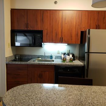 Hampton Inn & Suites Kokomo - Hotels Near Me - Kokomo, Indiana