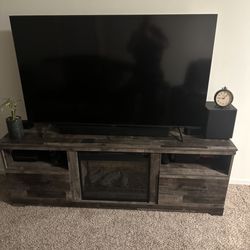 Lakeport Furniture - Entertainment Center
