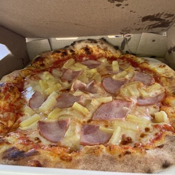 Cascadia Pizza - Pizza Near Me - Salem, Oregon