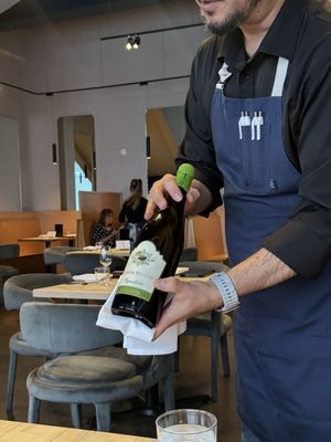 Miro Kaimuki by null