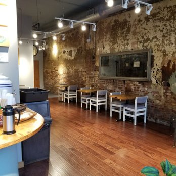 Cravings Cafe - Dining area - Sandwiches Near Me - Columbus, Ohio