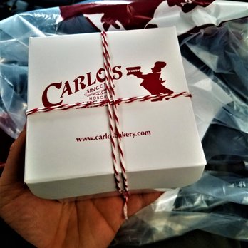 Carlo's Bakery - Everything gets a hand wrapped box - Bakeries Near Me - Hoboken, New Jersey
