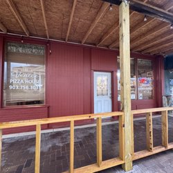 Venice Pizza - Front of establishment