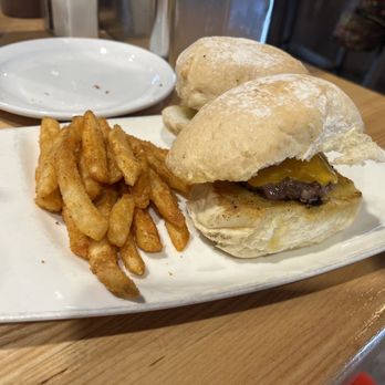 Fork & Fire - Kids burger sliders - Barbeque Near Me - Oro Valley, Arizona