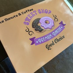 Le Donuts & Coffee