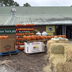 Lee's Farmers Market