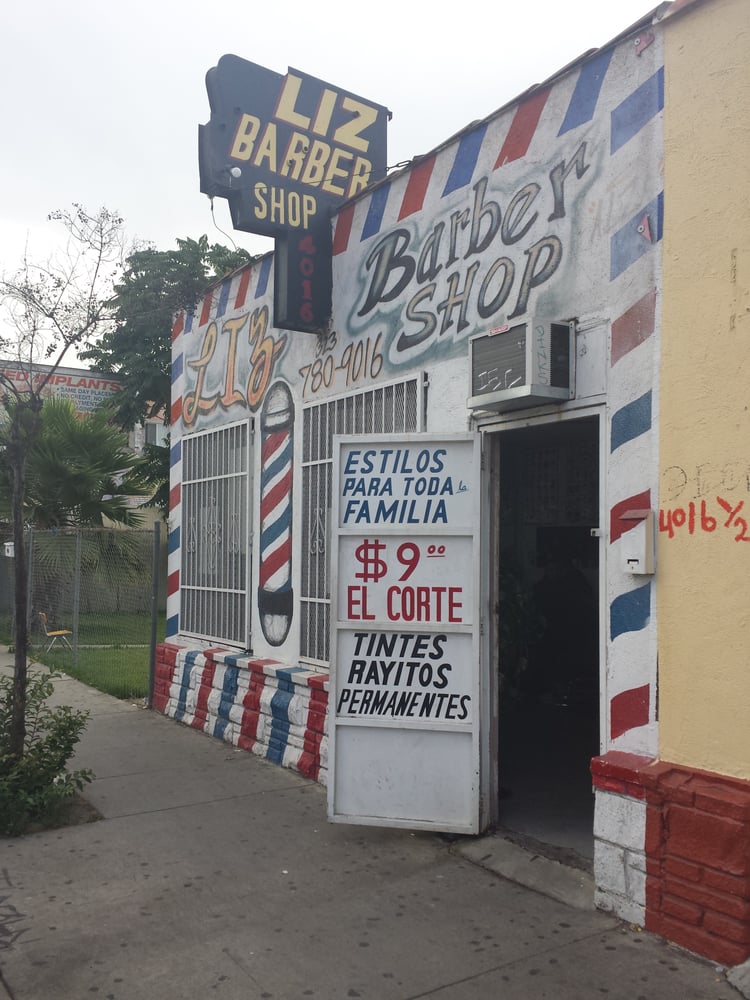 Liz's Barber Shop Logo