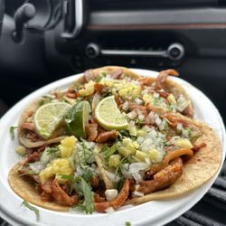 El Rapido Y Sabroso - Al Pastor Tacos