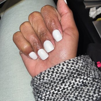 Avalon Nail Bar - Nail Salons Near Me - Long Beach, California