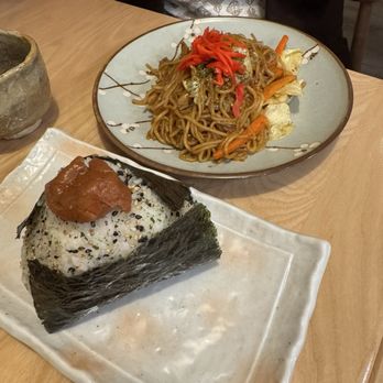 Hatsuzakura - Yakisoba & bukadan onigiri - Japanese Near Me - San Diego, California Hatsuzakura - Yakisoba & bukadan onigiri - Japanese Near Me - San Diego, California