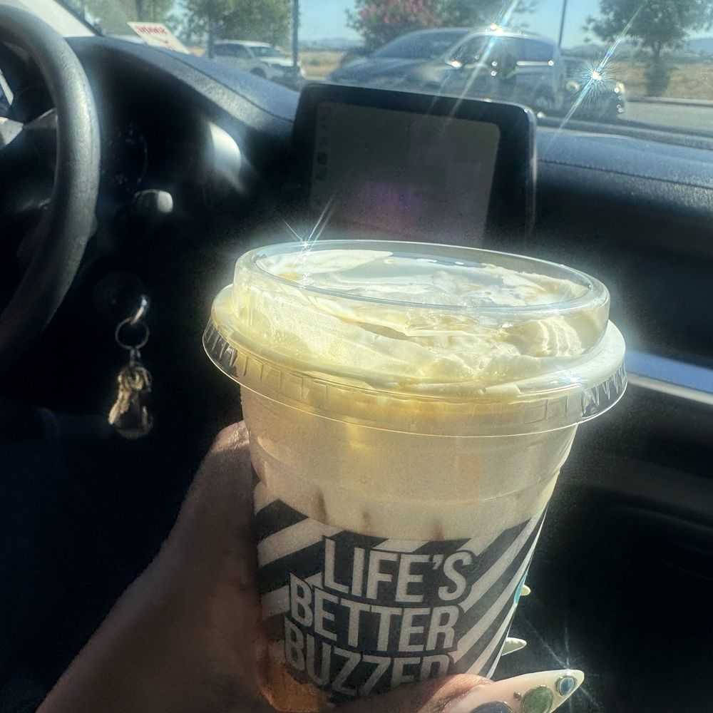 Better Buzz Coffee Apple Valley - Caramel vanilla bear drink ever - Coffee & Tea Near Me - Apple Valley, California