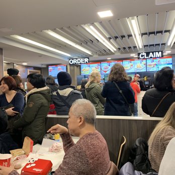 Jollibee - Long lines. Packed dining area. - Filipino Near Me - London, XGL Jollibee - Long lines. Packed dining area. - Filipino Near Me - London, XGL
