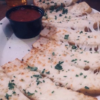 Guillermo's - Cheesy bread appetizer - Italian Near Me - San Antonio, Texas Guillermo's - Cheesy bread appetizer - Italian Near Me - San Antonio, Texas