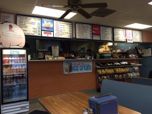 Three Little Pigs Bar-B-Q by null