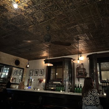 Provini - Italian Near Me - Brooklyn, New York