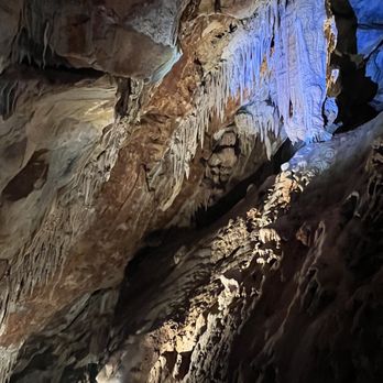 Mercer Caverns - Tours Near Me - Murphys, California