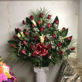 Carrasco's Flowers - This is the one I paid for and did not receive the one the lady told me I would. - Florists Near Me - Santa Ana, California