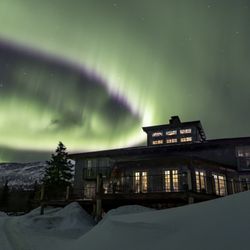 The Lodge at Black Rapids