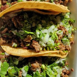 Cilantro Taco Grill - Tortilla Factory - Plant based tacos with cilantro and onion. Delicious!