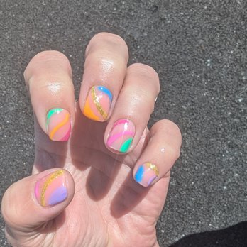 Lee Nail 135 - Nail Salons Near Me - Belle Vernon, Pennsylvania